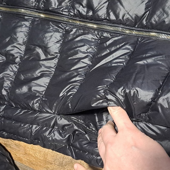Michael Kors Packable Down Fill Black Jacket Size Medium - Picture 4 of 8